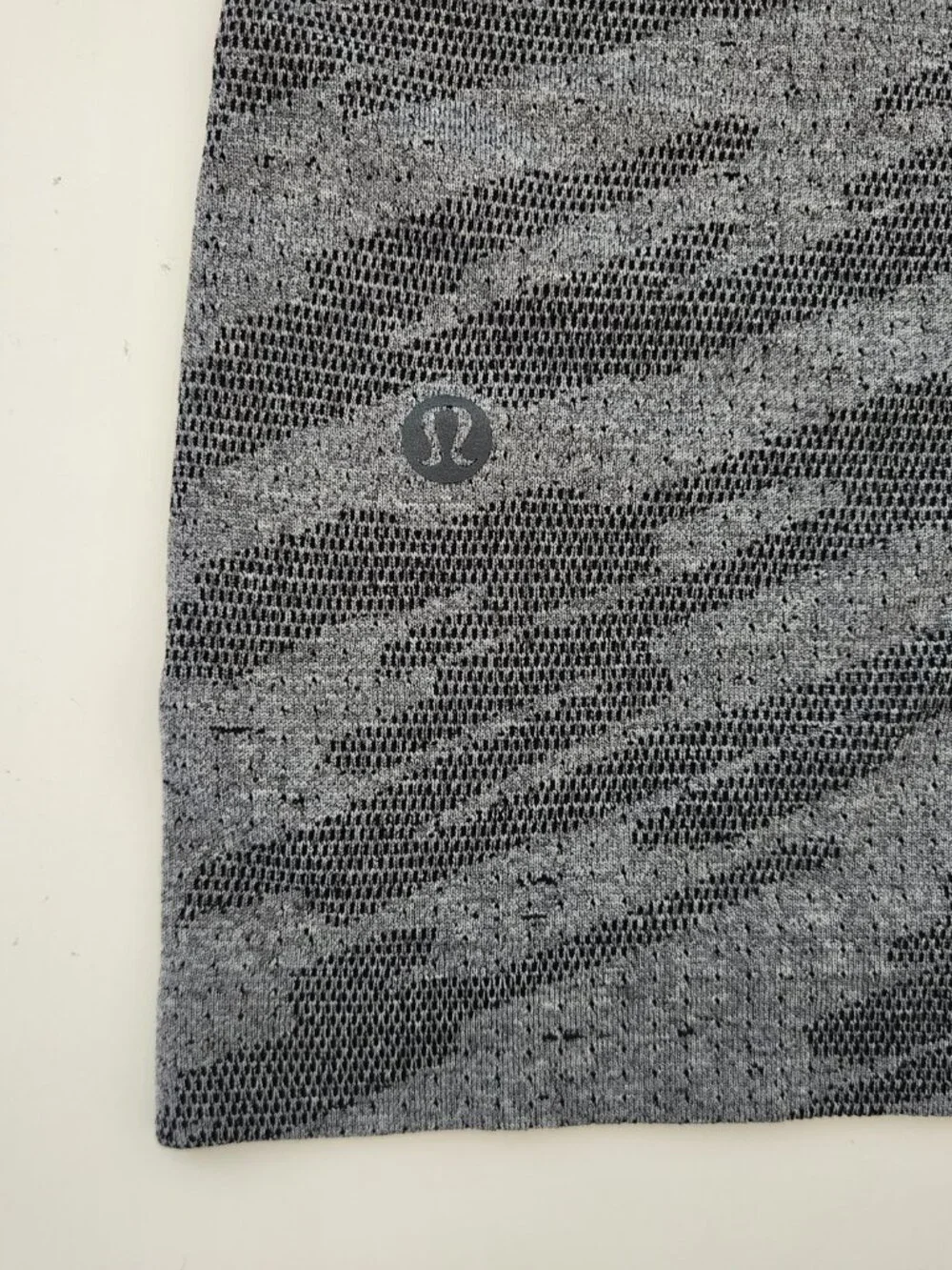 NWT LULULEMON SABA/VPOR Grey Metal Vent Breathe LS Top Shirt Men's Large - Picture 7 of 8